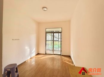 呈贡天水嘉园，4室2厅房子出租(整租)，租金每月1350元