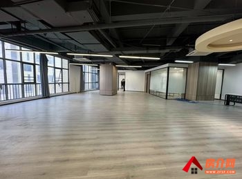 星都国际总部基地 >510m²写字楼出租，参考报价：面