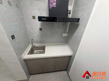 官渡关上村,1室0厅房子出租(整租),租金每月800元 官渡关上村,1室0厅房子出租(整租),租金每月800元