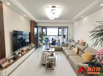 「昆明」盘龙瀚林澜山,4室2厅二手房出售,报价:115万元