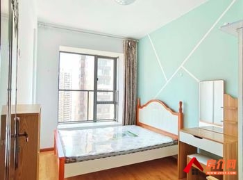 「昆明」官渡海伦国际洛林区,3室2厅房子出租(合租)，租金每