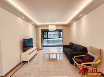 「昆明」五华上悦天地,4室2厅房子出租(整租)，租金每月32