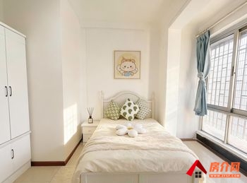 「昆明」盘龙昆明桃园新村,3室2厅房子出租(合租)，租金每月