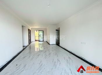 盘龙御龙半山龙耀苑，3室2厅二手房出售,报价：105万元