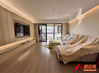 官渡都铎城邦7号院，4室2厅二手房出售,报价：190万元