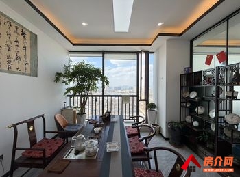 银都汇商务中心 >149m²写字楼出租，参考报价：31