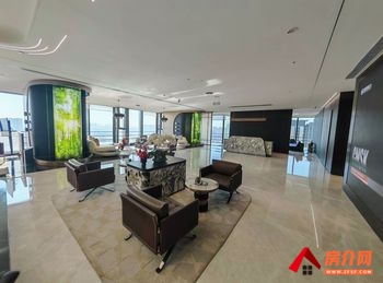 招商总部大厦 >117m²写字楼出售，参考报价：68万