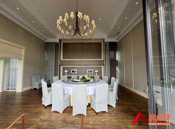 西山滇池高尔夫(别墅)，5室2厅别墅出售,报价：4800万元