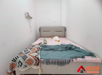 昆明西山长城滇池花苑 1室1厅房子出租(合租),租金每月85 昆明西山长城滇池花苑 1室1厅房子出租(合租),租金每月85