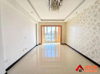 盘龙翡翠湾，3室2厅二手房出售,报价：123万元