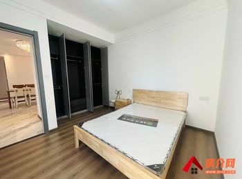 官渡龙湖天璞A1地块，3室2厅房子出租(整租)，租金每月2700元