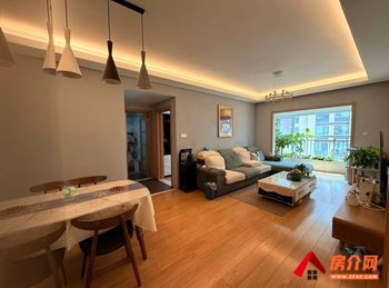 盘龙万科城市之光，3室2厅二手房出售,报价：79万元