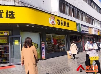 盘龙火车北站125.3m²商铺出售,参考报价:100万元