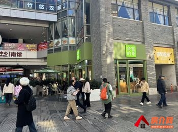 五华南屏街片区80.7m²商铺出售,参考报价:56.3万元 五华南屏街片区80.7m²商铺出售,参考报价:56.3万元