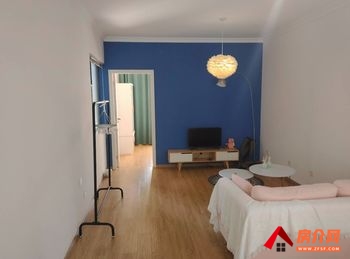 昆明五华人民路壹号广场小区 1室1厅房子出租(整租)，租金每月1800元