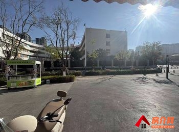 昆明五华泛亚科技新区40m²商铺转让，参考报价：5249元/月