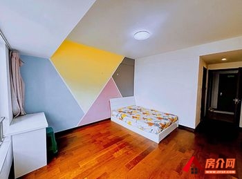 碧桂园樾府小区房屋出租丨「昆明」官渡碧桂园樾府,4室2厅房子出租(合租),租金每月900元 碧桂园樾府小区房屋出租丨「昆明」官渡碧桂园樾府,4室2厅房子出租(合租),租金每月900元