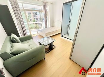 盘龙鸣翠园(东区),1室1厅房子出租(合租),租金每月580元 盘龙鸣翠园(东区),1室1厅房子出租(合租),租金每月580元