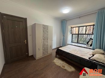 昆明五华碧桂园春城映象(春城龙苑) 3室2厅房子出租(合租)，租金每月700元