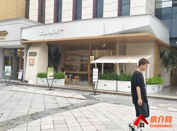 「昆明」西山滇池度假区120m²商铺出售，参考报价：100万元