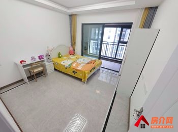 上悦天地小区房屋出租，「昆明」五华上悦天地,4室2厅房子出租(合租)，欢迎联系