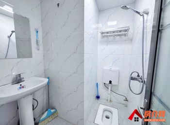 #润城八区小区房屋出租#西山润城八区，1室1厅房子出租(合租)，租金每月800元