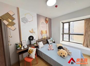 盘龙俊发盛唐城星河郡，3室2厅房子出租(合租)，租金每月800元