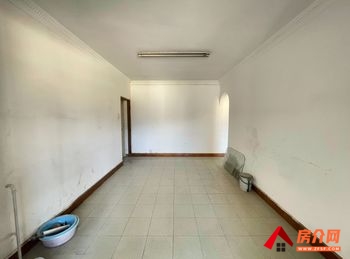 盘龙，3室2厅二手房出售,报价：66万元