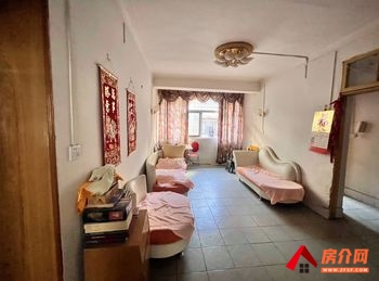 五华威远街64号院，3室2厅二手房出售,报价：79万元