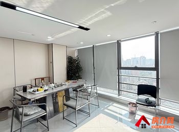 昆明昆明融通中心 >196m²写字楼出租，参考报价：8839.6元/月