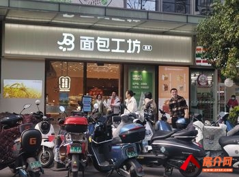 西山棕树营82m²商铺出售,参考报价:90万元