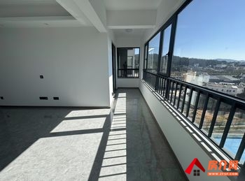 盘龙大华锦绣麓城翰雅苑，3室2厅二手房出售,报价：110万元