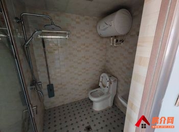 官渡小板桥晨航综合市场，1室1厅房子出租(整租)，租金每月900元