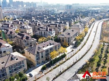 滇池时代广场 >3500m²写字楼出售，参考报价：3500万元