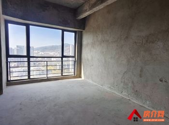 昆明广泽中心 >350m²写字楼出售，参考报价：168万元