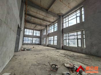 万科翡翠(商住楼) >1562m²写字楼出售，参考报价：750万元